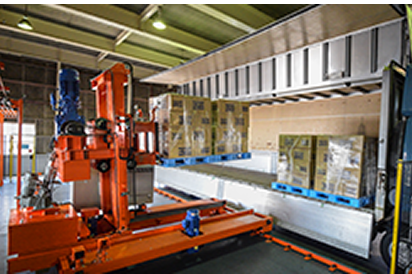 2023年 トラックローダ